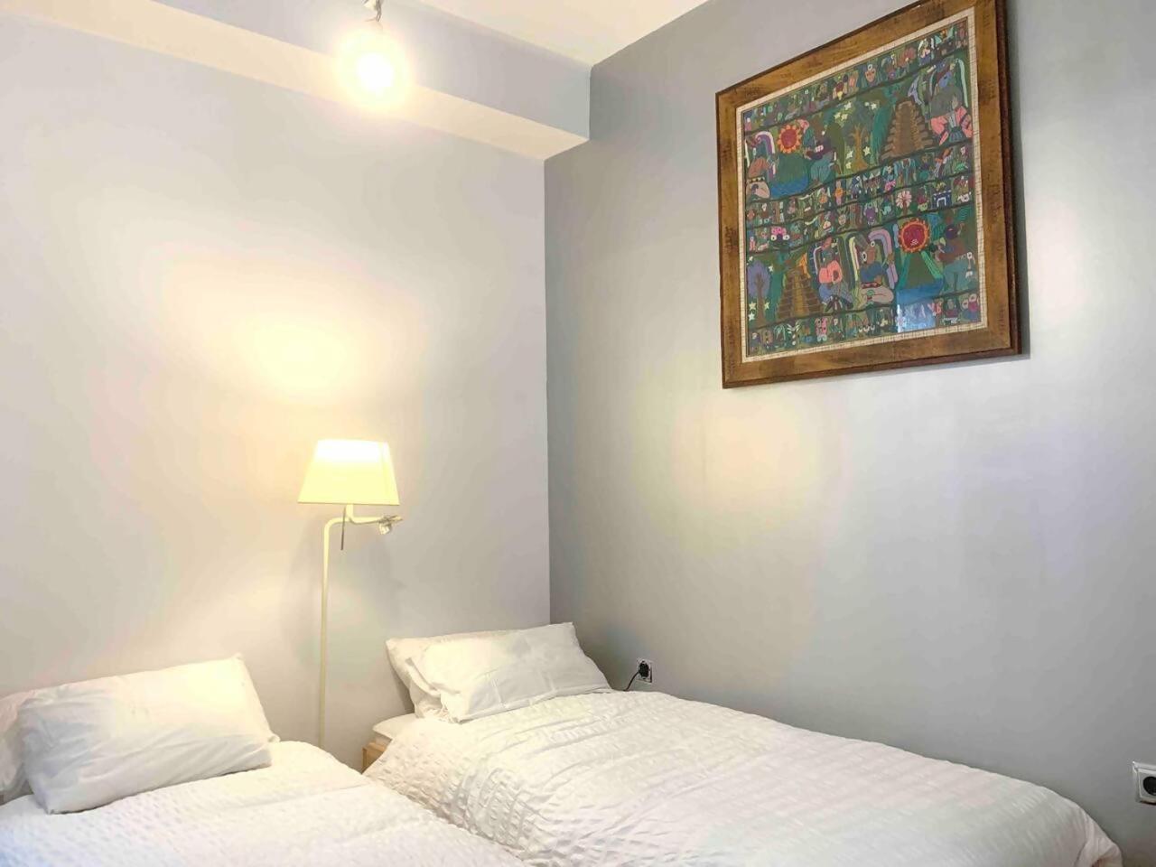 Un Hogar En El Centro Con Parking Gratuito Apartment Zaragoza Luaran gambar